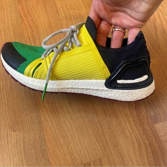 Adidas by Stella McCartney. Style G1568. Women's running sneaker in US 7.5 - Picture 3 of 16